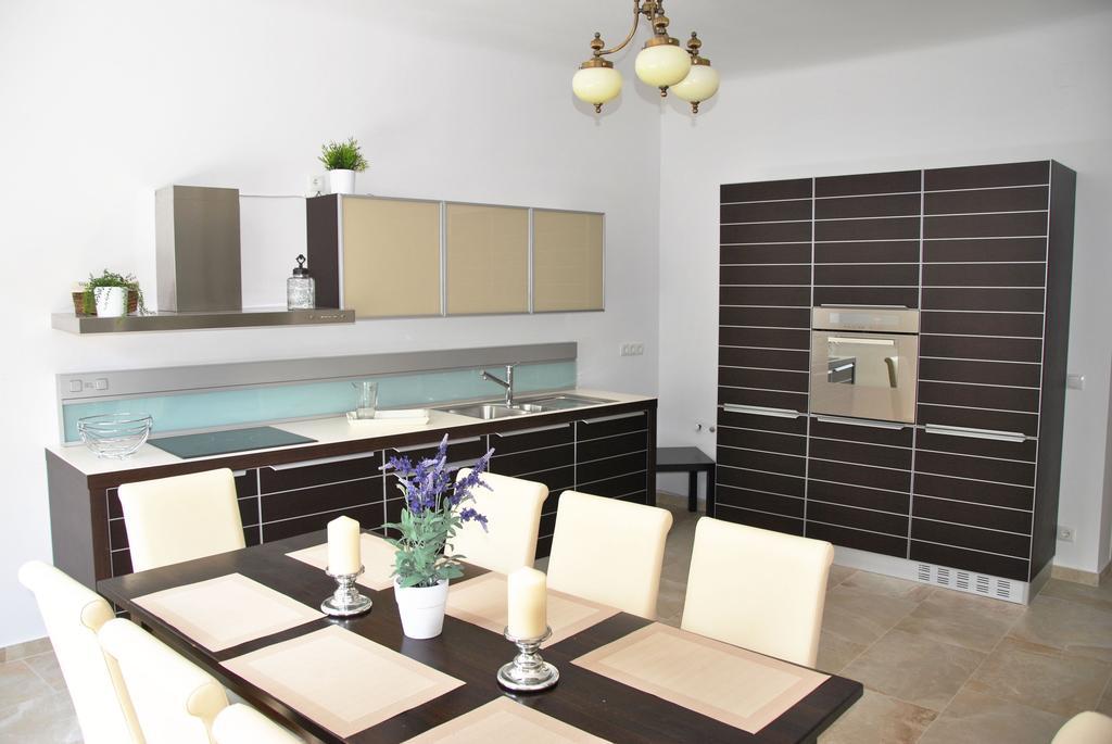 Schoenbrunn Park Apartement Vienna Room photo
